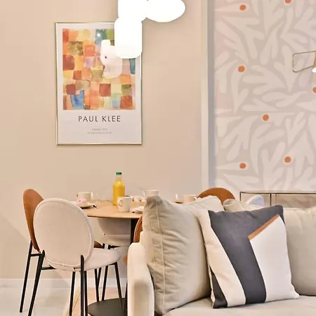 Апартаменты Proche Grand Boulevard - *