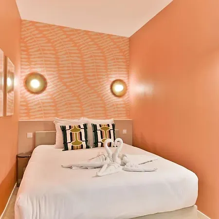 Proche Grand Boulevard - * Париж